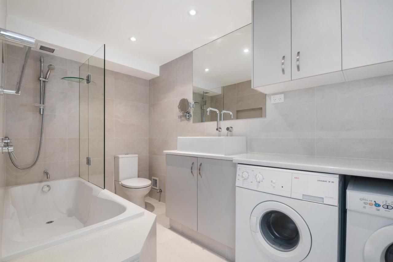 Wharf Lodge River View Apartment Maroochydore Bagian luar foto