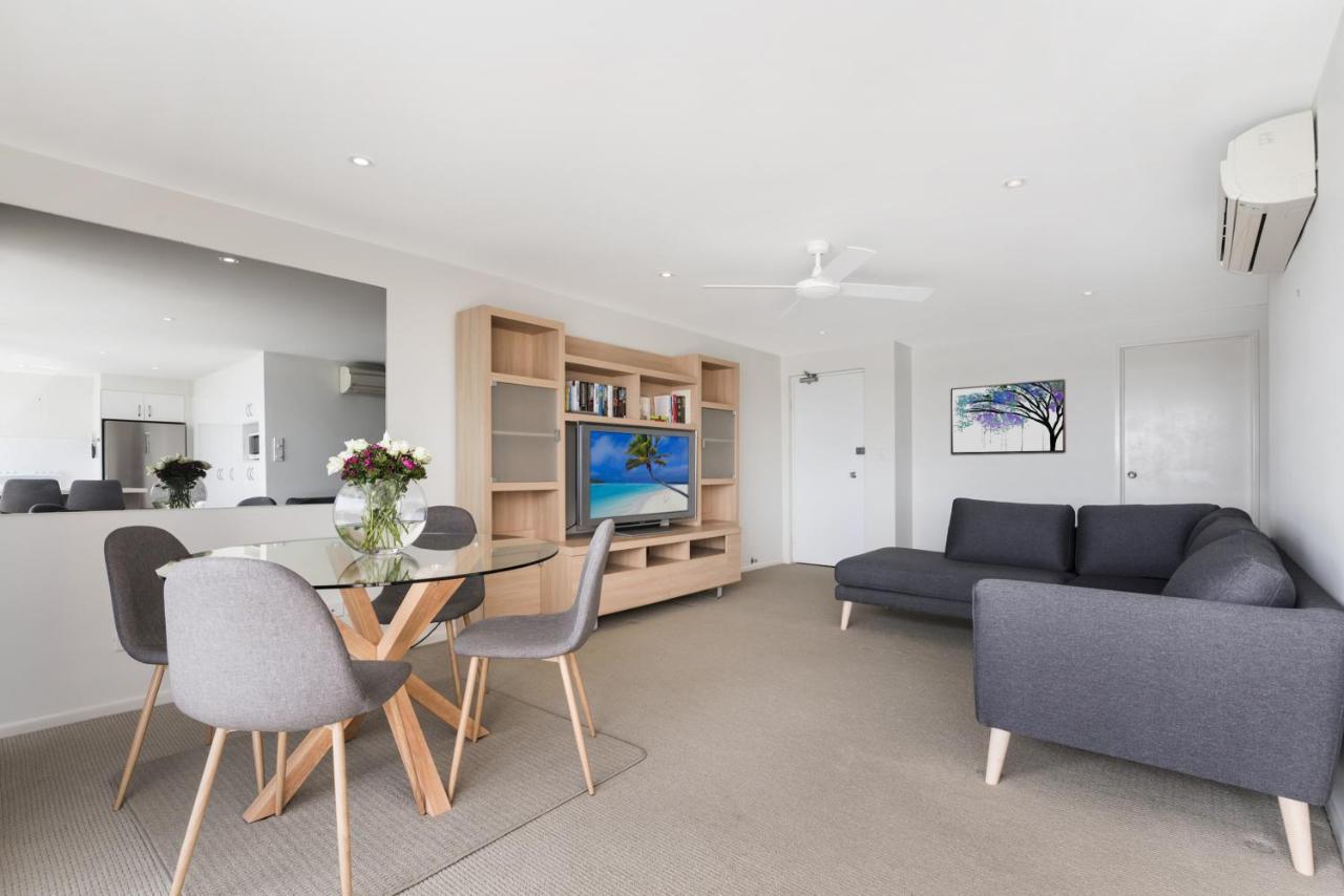 Wharf Lodge River View Apartment Maroochydore Bagian luar foto
