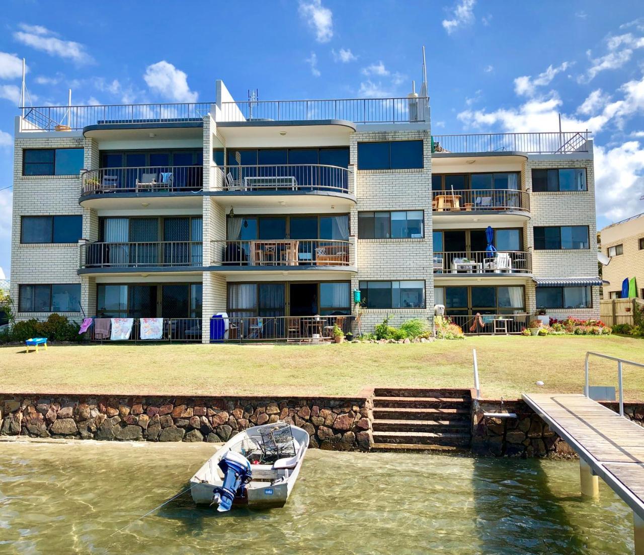 Wharf Lodge River View Apartment Maroochydore Bagian luar foto
